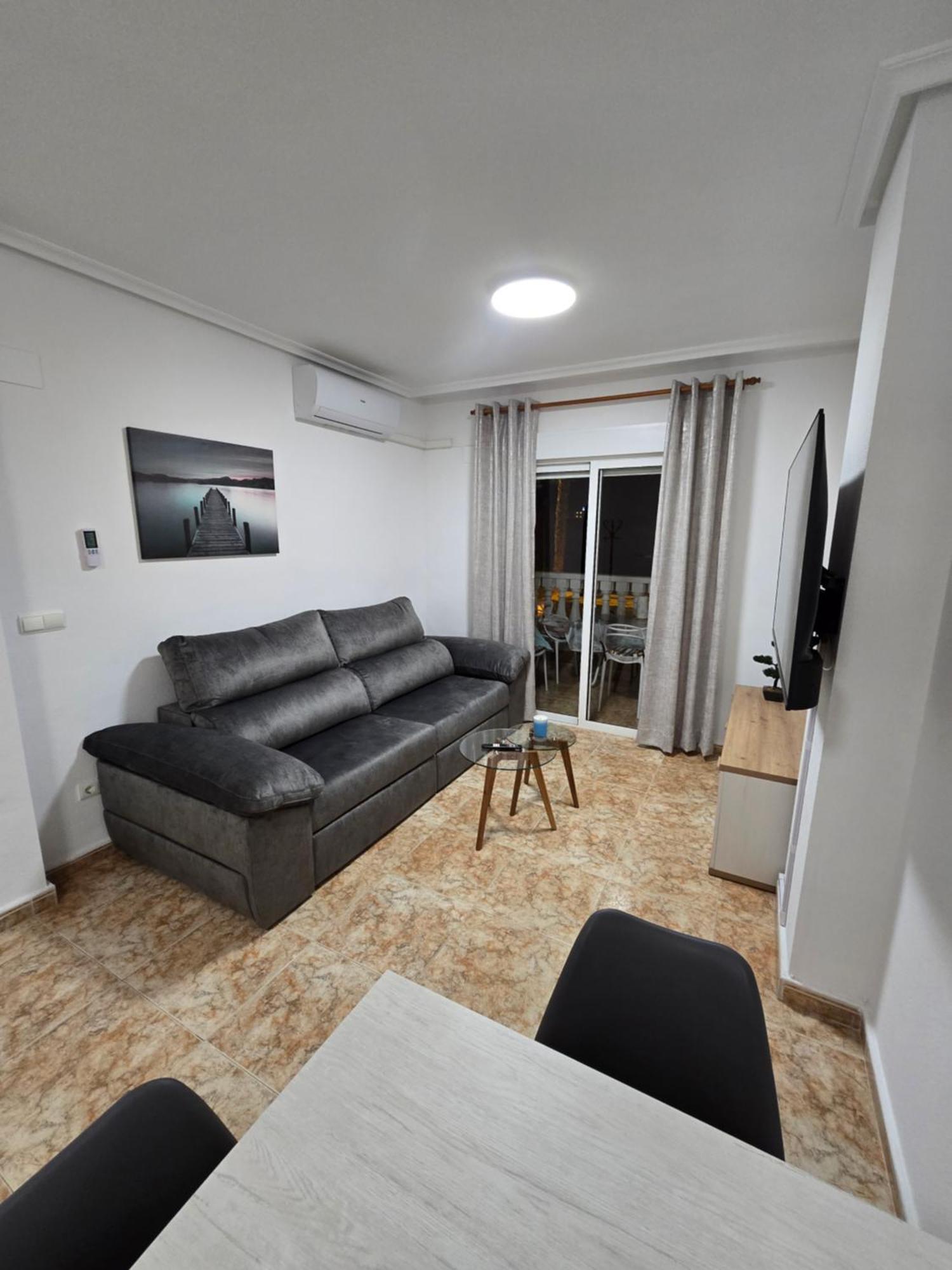 Apartement Santa Pola - 2 Bedrooms - Playa Lisa Tamarit - Airco - Parking ภายนอก รูปภาพ